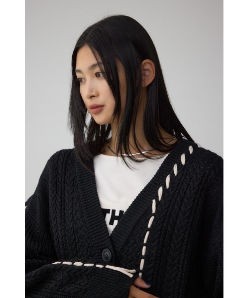 AZUL by moussy(アズールバイマウジー)の「ステッチデザインカーディガン(カーディガン/ボレロ・レディース・アイボリー/ブラック/ブラウン・FREE)」の13枚目の写真