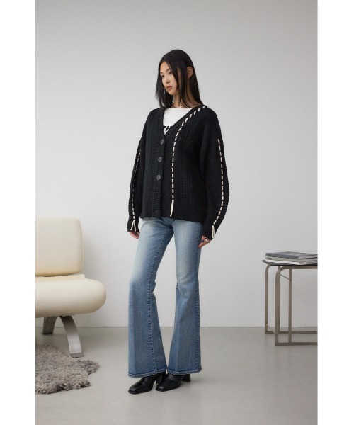 AZUL by moussy(アズールバイマウジー)の「ステッチデザインカーディガン(カーディガン/ボレロ・レディース・アイボリー/ブラック/ブラウン・FREE)」の15枚目の写真