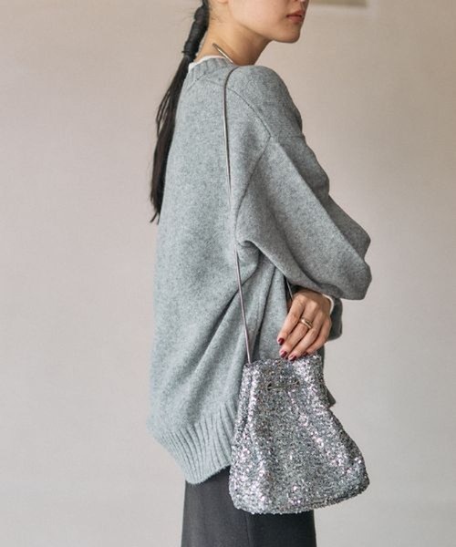 LEPSIM(レプシィム)の「ミニスパンコールバッグ 601368(ショルダーバッグ・レディース・オフホワイト/シルバー/ブラック・ONE SIZE)」の1枚目の写真