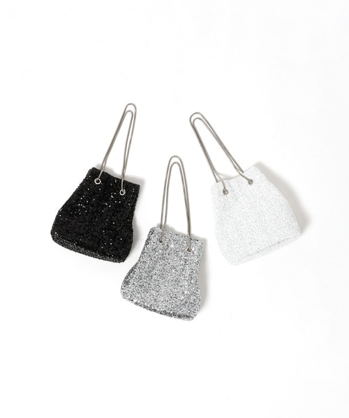 LEPSIM(レプシィム)の「ミニスパンコールバッグ 601368(ショルダーバッグ・レディース・オフホワイト/シルバー/ブラック・ONE SIZE)」の4枚目の写真