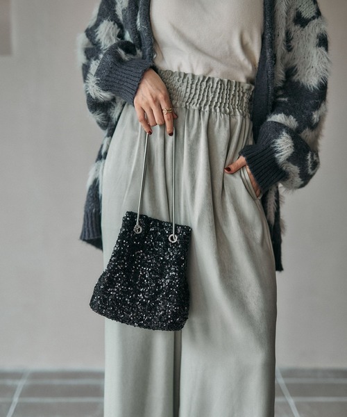 LEPSIM(レプシィム)の「ミニスパンコールバッグ 601368(ショルダーバッグ・レディース・オフホワイト/シルバー/ブラック・ONE SIZE)」の20枚目の写真