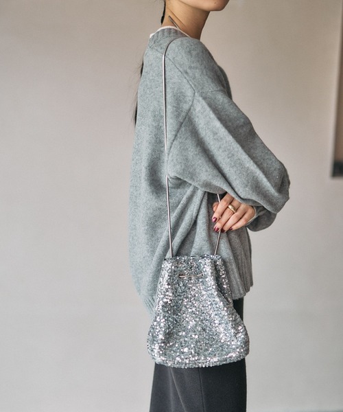 LEPSIM(レプシィム)の「ミニスパンコールバッグ 601368(ショルダーバッグ・レディース・オフホワイト/シルバー/ブラック・ONE SIZE)」の22枚目の写真