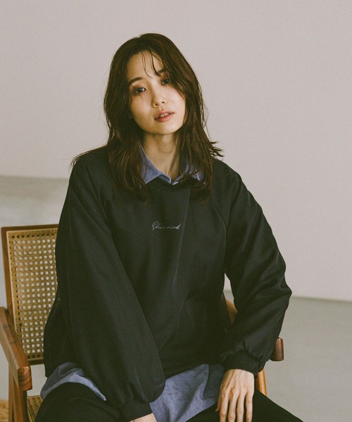 GLOBAL WORK(グローバルワーク)の「シフォンドッキングプルオーバー長袖/595356(Tシャツ/カットソー・レディース・ダークブラウン/ブラック/グレイッシュベージュ・LARGE/MEDIUM)」の2枚目の写真