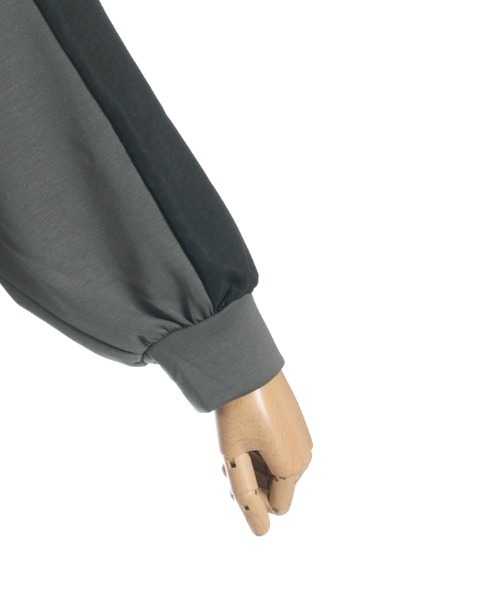 axes femme（アクシーズファム）の「異素材配色パーカー（パーカー・レディース・チャコール/ブラック/パープル・FREE）」の15枚目の写真