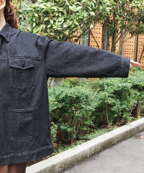 Brown&Street(ブラウンアンドストリート)の「オーバーサイズデニムジャケット(デニムジャケット・レディース・ブラック・FREE)」の15枚目の写真