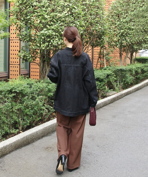 Brown&Street(ブラウンアンドストリート)の「オーバーサイズデニムジャケット(デニムジャケット・レディース・ブラック・FREE)」の19枚目の写真