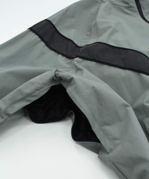 MILITARY（ミリタリー）の「【USED】U.S.ARMY ナイロン トラックジャケット（ナイロンジャケット・メンズ・オリーブ・LARGE）」の6枚目の写真