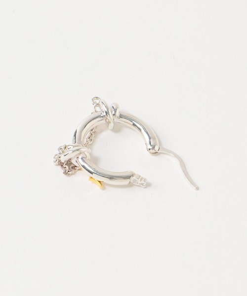 LAPUIS（ラピュイ）の「Ornament ピアス【LAPUIS/ラピュイ】（ピアス（両耳用）・レディース・シルバー×ゴールド・フリー）」の6枚目の写真