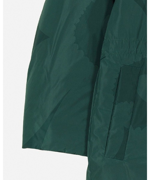 marimekko(マリメッコ)の「Kaannos Unikko / Down coat(ダウンジャケット/コート・レディース・グリーン・MEDIUM/SMALL/X-SMALL)」の10枚目の写真