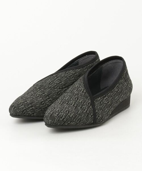 UNITED NUDE(ユナイテッドヌード)の「Fold Lite Lo(パンプス・レディース・オリーブ/ブラック/ブラック×ホワイト・35)」の3枚目の写真