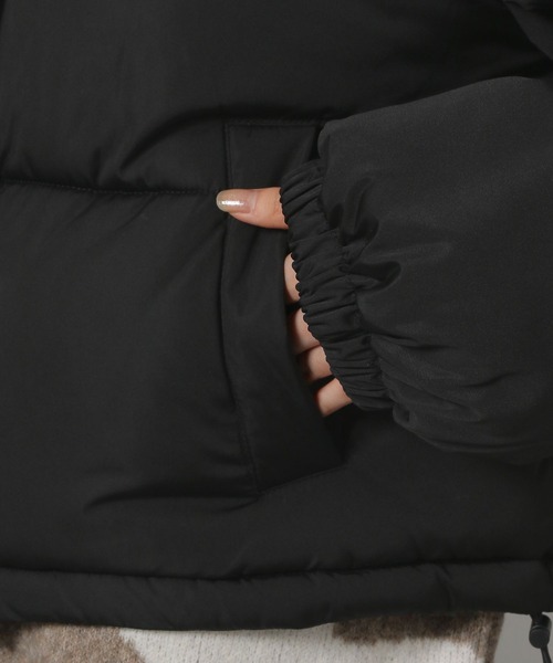 LAKOLE（ラコレ）の「スタンドカラーパファージャケット / 496681（ブルゾン・レディース・アイボリー/ブラウン系その他/ブラック・MEDIUM/LARGE）」の20枚目の写真