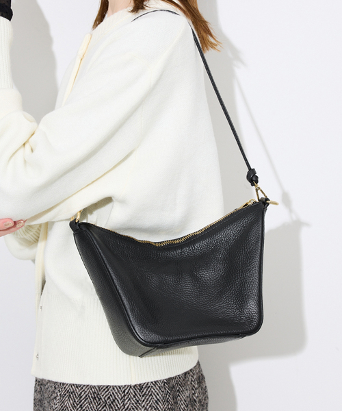 AULENTTI（オウレンティ）の「AULENTTI/オウレンティ 2WAYショルダーバッグ DI-3601-DO（ショルダーバッグ・レディース・ベージュ系その他/ブラック・FREE）」の2枚目の写真