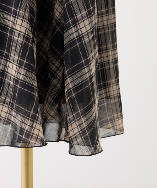 one after another NICE CLAUP（ワンアフターアナザーナイスクラップ）の「ティアードロングスカート（スカート・レディース・ブラック系その他/ブラック/アイボリー・FREE）」の6枚目の写真