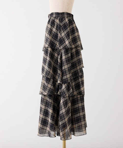 one after another NICE CLAUP（ワンアフターアナザーナイスクラップ）の「ティアードロングスカート（スカート・レディース・ブラック系その他/ブラック/アイボリー・FREE）」の7枚目の写真