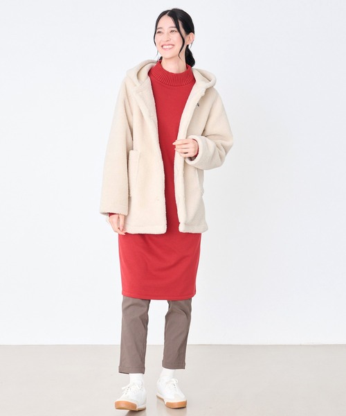 Arnold Palmer（アーノルドパーマー）の「ボア フーディ ショートコート（その他アウター・レディース・ブラック/ブラウン/アイボリー・L/M/S）」の11枚目の写真