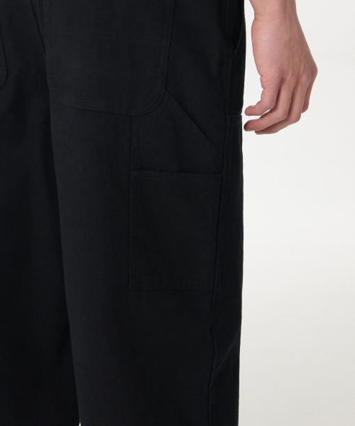 MUSINSA STANDARD（ムシンサスタンダード）の「キャンバスワイドダブルニーカーペンターパンツ[ブラック]（その他パンツ・メンズ・その他・27/28/29/34/32/30/31/33/26/40/38/42/36）」の4枚目の写真