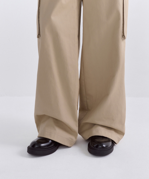 MUSINSA STANDARD WOMAN（ムシンサスタンダードウーマン）の「ウィメンズヘリンボーンワイドカーゴパンツ[ベージュ]（その他パンツ・レディース・その他・30/24/25/26/27/28/29）」の3枚目の写真