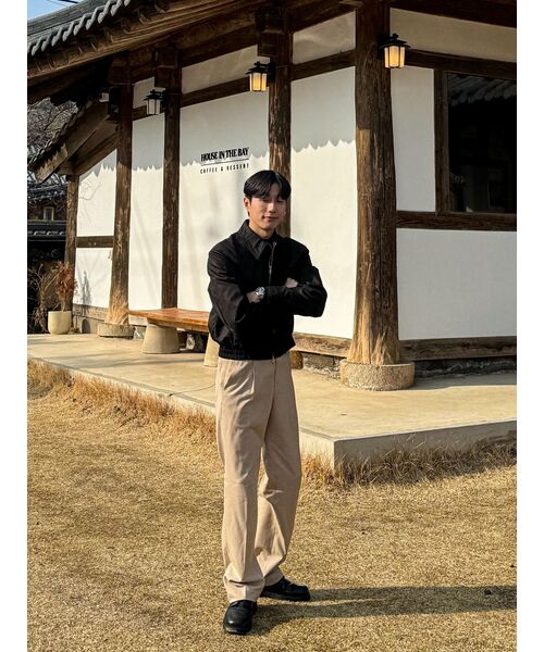 MUSINSA STANDARD（ムシンサスタンダード）の「ワイドヒドゥンバンディングスラックス[ベージュ]（スラックス・メンズ・その他・27/28/29/34/32/30/31/33/26/40/38/42/36）」の13枚目の写真