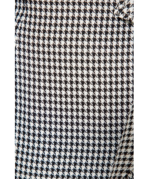 rienda（リエンダ）の「【ベストセラー】フリルスリットハイウエストスコートショートパンツ　冬服　春服（スカート・レディース・ブラック/マルチ/ベージュ系その他・SMALL/MEDIUM）」の22枚目の写真