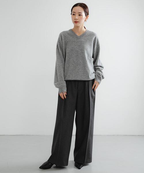 URBAN RESEARCH（アーバンリサーチ）の「『3サイズ展開』 ウールライクツータックワイドパンツ（その他パンツ・レディース・オフホワイト/チャコールグレー・36/38/40）」の17枚目の写真