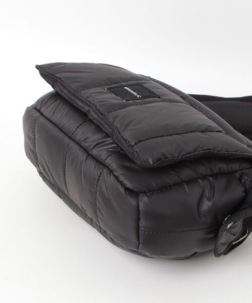 MAKAVELIC(マキャベリック)の「(MAKAVELIC)PLUME SHOULDER BAG(ショルダーバッグ・レディース・ブラック・ONE SIZE)」の8枚目の写真