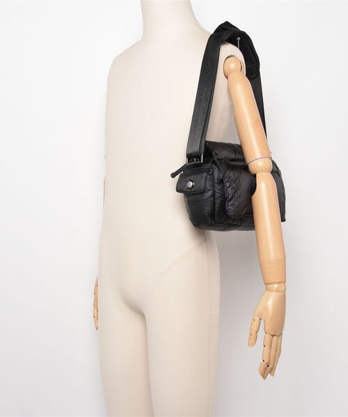 MAKAVELIC(マキャベリック)の「(MAKAVELIC)PLUME SHOULDER BAG(ショルダーバッグ・レディース・ブラック・ONE SIZE)」の10枚目の写真