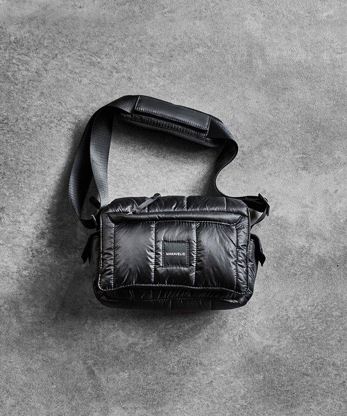 MAKAVELIC(マキャベリック)の「(MAKAVELIC)PLUME SHOULDER BAG(ショルダーバッグ・レディース・ブラック・ONE SIZE)」の2枚目の写真