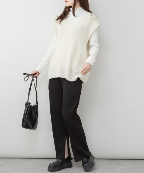 RCD(アールシーディー)の「ハイネックメローリブカットソー(Tシャツ/カットソー・レディース・ベージュ/ブラック/オフホワイト・LL/L/M/3L/4L)」の10枚目の写真