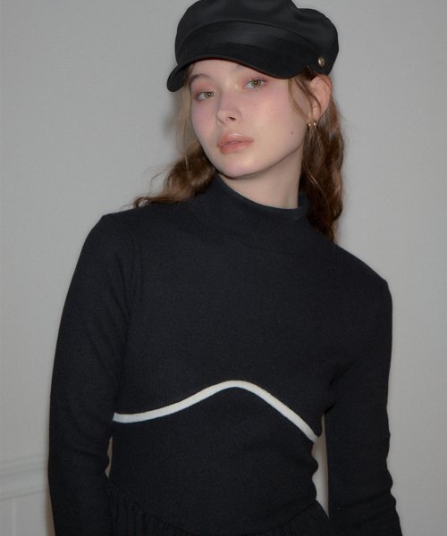 SALON DE YOHN(サロンドヨーン)の「Line Point High Neck Dress_ Black(ワンピース・レディース・その他・SMALL/MEDIUM)」の3枚目の写真