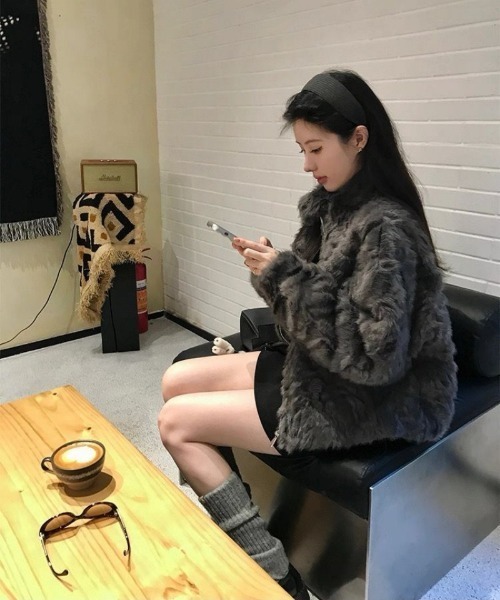 Ritzy(リッツィー)の「もこもこ フェイクファー スタンドカラー コート(その他アウター・レディース・ダークグレー・L/M)」の6枚目の写真