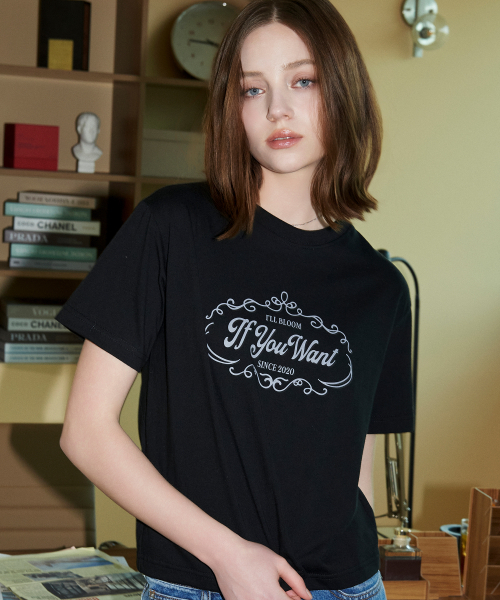 IFYOUWANT(イフユーウォント)の「ヴィンテージ ロゴ クロップ Tシャツ ブラック(Tシャツ/カットソー・レディース・その他・FREE)」の1枚目の写真