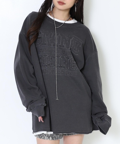 ANAP（アナップ）の「ピグメント 刺繍 スウェット プルオーバー（スウェット・レディース・ダークアッシュ/ブラウン/ライトグレー・F）」の3枚目の写真