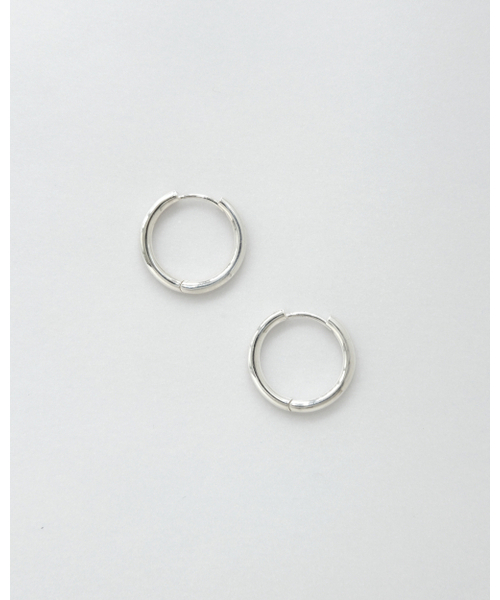 ANOTHERLAYER（アナザーレイヤー）の「Simple Hoop Earring - Silver (silver925)（ピアス（両耳用）・レディース・その他・FREE）」の2枚目の写真