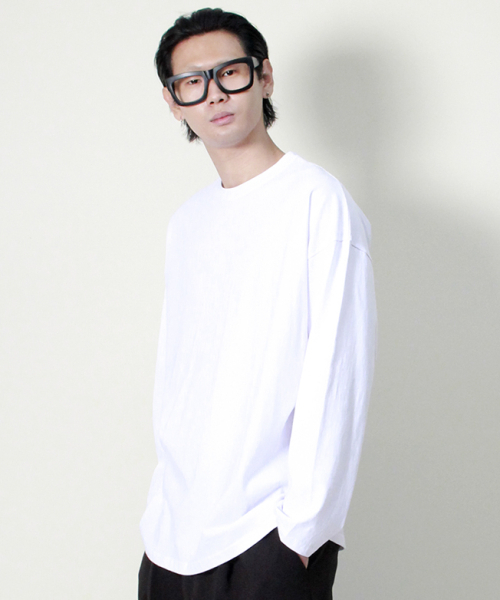 DEMARC(ドゥマーク)の「クルーネックボックスフィット長袖Tシャツソリッドホワイトver3(Tシャツ/カットソー・メンズ・その他・LARGE/MEDIUM)」の2枚目の写真