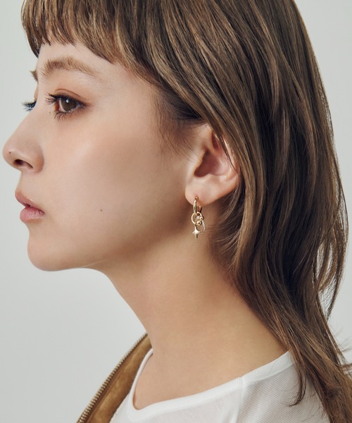 GOLDY（ゴールディ）の「トゥインクル ブルーム ピアス（ピアス（両耳用）・レディース・シルバー/ゴールド/シルバー×ゴールド・FREE）」の4枚目の写真