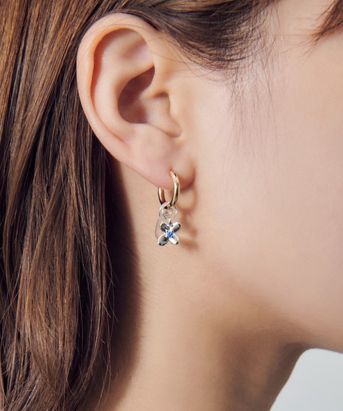 GOLDY（ゴールディ）の「トゥインクル ブルーム ピアス（ピアス（両耳用）・レディース・シルバー/ゴールド/シルバー×ゴールド・FREE）」の10枚目の写真