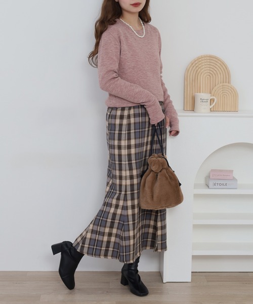 atONE(アットワン)の「裏起毛指ぬきニットソー(ニット/セーター・レディース・ブラック/ピンク・M)」の16枚目の写真