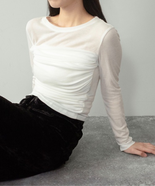 on:nue（オンニュ）の「【on:nue】[お気に入り登録数3,500突破！] エアリータッチシャーリングトップス（Tシャツ/カットソー・レディース・ブラウン/アイボリー・FREE）」の18枚目の写真