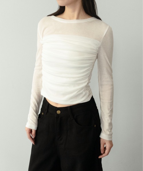 on:nue（オンニュ）の「【on:nue】[お気に入り登録数3,500突破！] エアリータッチシャーリングトップス（Tシャツ/カットソー・レディース・ブラウン/アイボリー・FREE）」の5枚目の写真
