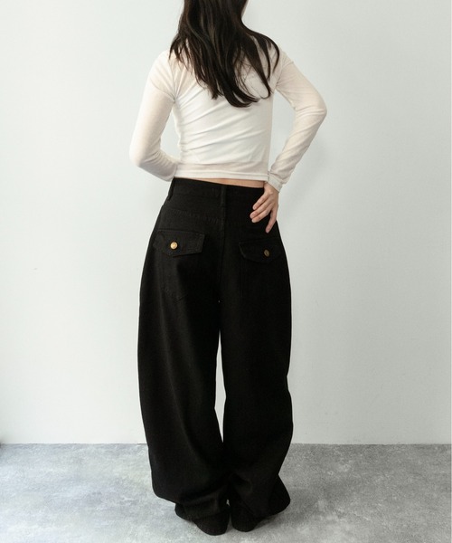 on:nue（オンニュ）の「【on:nue】[お気に入り登録数3,500突破！] エアリータッチシャーリングトップス（Tシャツ/カットソー・レディース・ブラウン/アイボリー・FREE）」の12枚目の写真