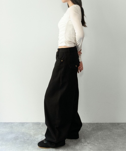 on:nue（オンニュ）の「【on:nue】[お気に入り登録数3,500突破！] エアリータッチシャーリングトップス（Tシャツ/カットソー・レディース・ブラウン/アイボリー・FREE）」の13枚目の写真