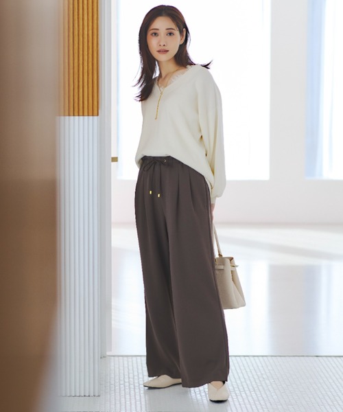 Elura（エルーラ）の「レースコンビVネックニット/641242（ニット/セーター・レディース・ホワイト/ブラック/キャメル・FREE）」の4枚目の写真