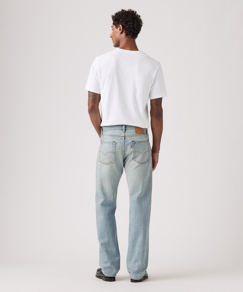 Levi's(リーバイス)の「Levi's/リーバイス 555(TM) リラックスストレート ジーンズ ライトインディゴ(デニムパンツ・メンズ・ライトインディゴブルー・W28 L32/W29 L32/W31 L32/W33 L32/W34 L32/W30 L32/W36 L32/W32 L32)」の15枚目の写真