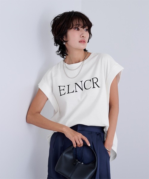 UR'S(ユアーズ)の「汗染み防止ロゴTシャツ(Tシャツ/カットソー・レディース・ホワイト/ネイビー/チャコール/ブラック・L/M/S)」の2枚目の写真