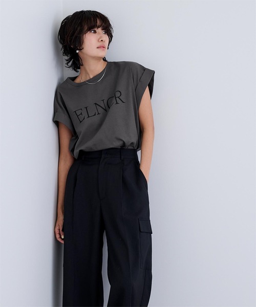 UR'S(ユアーズ)の「汗染み防止ロゴTシャツ(Tシャツ/カットソー・レディース・ホワイト/ネイビー/チャコール/ブラック・L/M/S)」の22枚目の写真