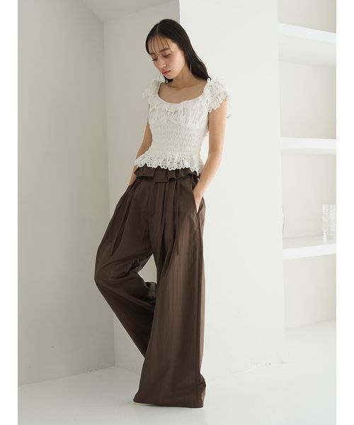 SNIDEL(スナイデル)の「ウエストデザインボリュームワイドパンツ(その他パンツ・レディース・ライトブルー/ブラウン/グレー・1/0)」の15枚目の写真