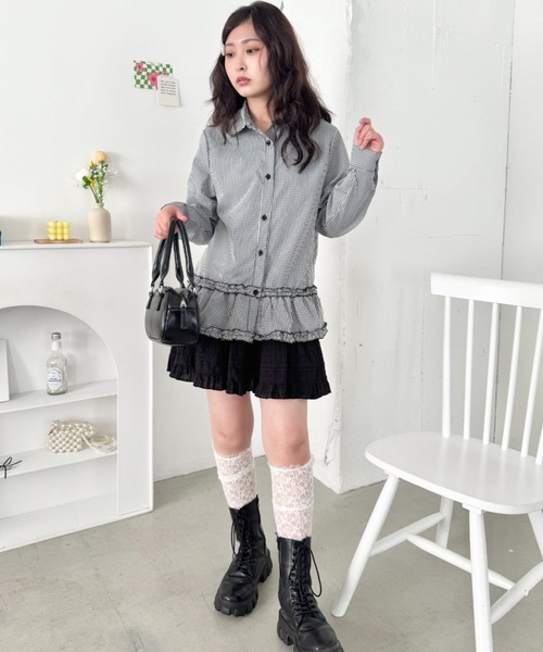 SOLLON.(ソルロン)の「ペプラムフリルシャツブラウス(シャツ/ブラウス・レディース・ホワイト/ブラック系その他・FREE)」の11枚目の写真