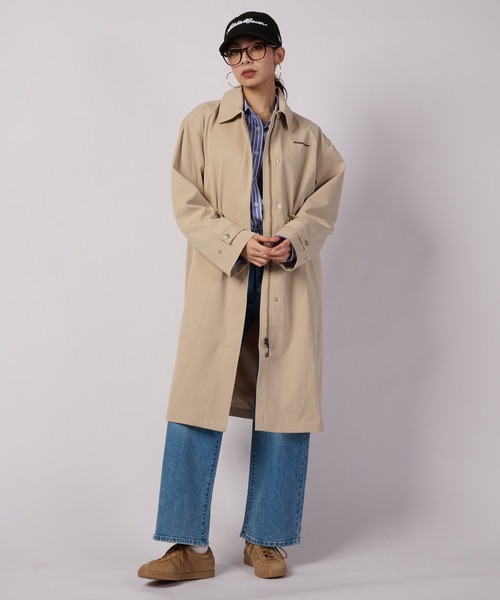 Eddie Bauer(エディーバウアー)の「ライトウェイト ロングラインコート(トレンチコート・レディース・ダークブラウン/グレイッシュブルー/ベージュ・XL/L/M/S)」の2枚目の写真