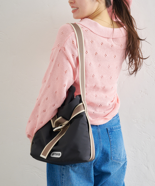 U by SPICK&SPAN（ユーバイスピックアンドスパン）の「【OUTDOOR / アウトドア】別注 Puilting 2way Tote M（トートバッグ・レディース・ブラック・FREE）」の8枚目の写真