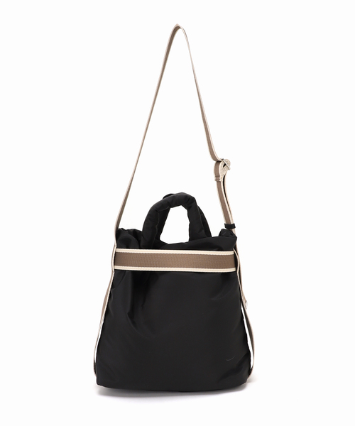 U by SPICK&SPAN（ユーバイスピックアンドスパン）の「【OUTDOOR / アウトドア】別注 Puilting 2way Tote M（トートバッグ・レディース・ブラック・FREE）」の11枚目の写真